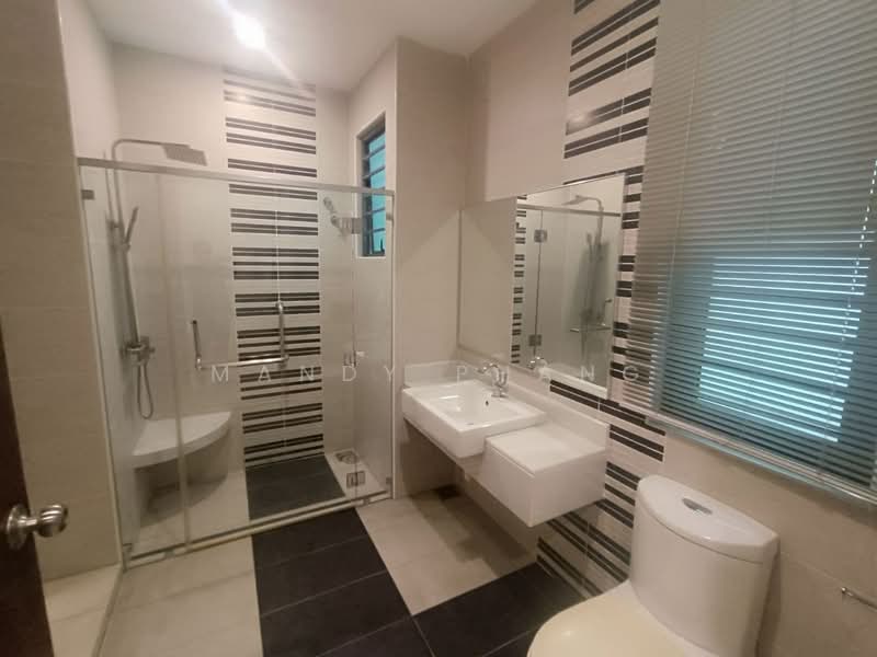 Semi-Detached House for Sale in Bandar Seri Botani (Ipoh) - Mandy Phang - Bathroom - PropertyGuru.com.my