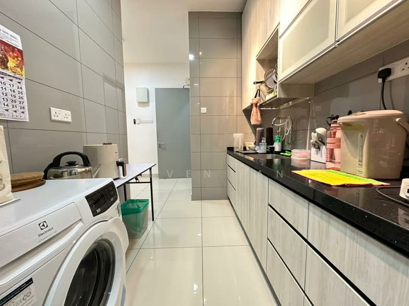 Condominium for Sale at Legend Heights - Kelven Tan - Kitchen - PropertyGuru.com.my