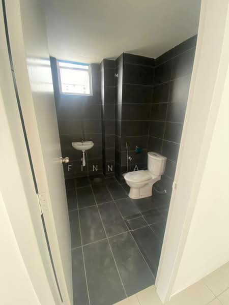Apartment for Sale at Midas - Finn Aw - Bathroom - PropertyGuru.com.my