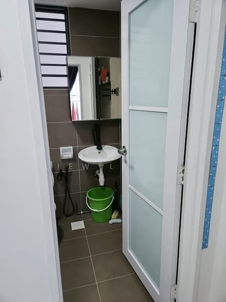 Servis Apartment untuk Disewa di Sky Breeze Service Apartment - Liew Lih Yi - Bathroom - PropertyGuru.com.my