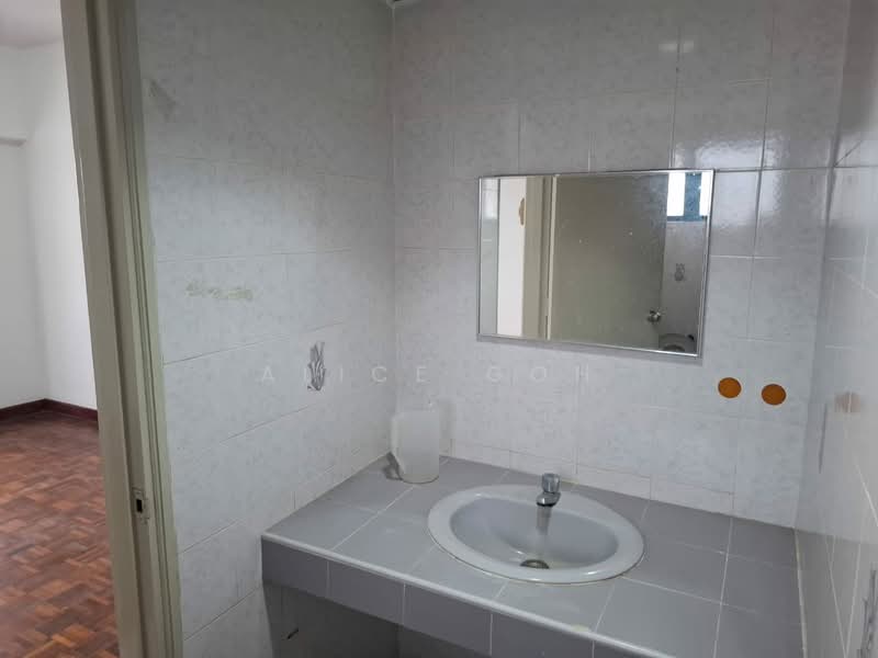 Condominium for Sale at Desa Kiara - Alice Goh - Bathroom - PropertyGuru.com.my