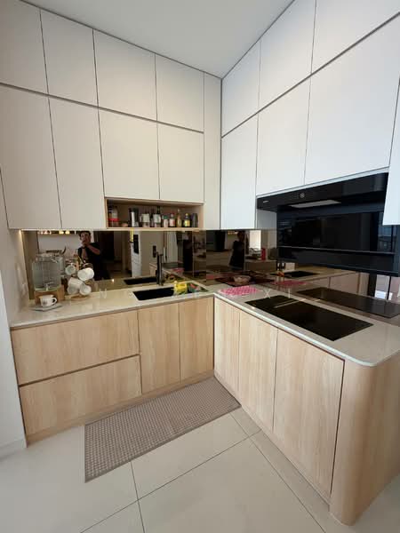 Kondominium untuk Dijual di Lovell @ Country Garden Danga Bay - NG ZEN XI - Kitchen - PropertyGuru.com.my