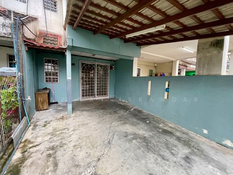 2-storey Terraced House for Sale in Batu Caves (Selangor) - Shaziery Iskandar - PropertyGuru.com.my