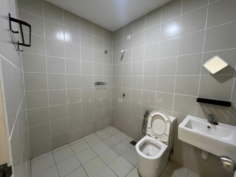 Rumah Teres 2 Tingkat untuk Disewa di Taman Tiara Sendayan (Bandar Sri Sendayan) - Justin Lim - Bathroom - PropertyGuru.com.my