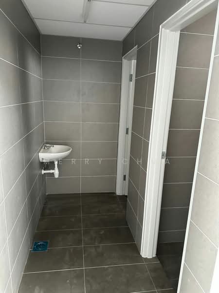 Factory for Rent in Kulai (Johor) - Merry Chua - Bathroom - PropertyGuru.com.my