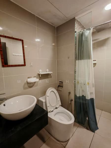 Service Residence for Sale at D'Latour - Megan Chong - Bathroom - PropertyGuru.com.my