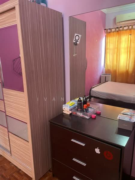 Rumah Teres 2 Tingkat untuk Dijual di Taman Megah (Petaling Jaya) - Ivan Lee - Bedroom - PropertyGuru.com.my