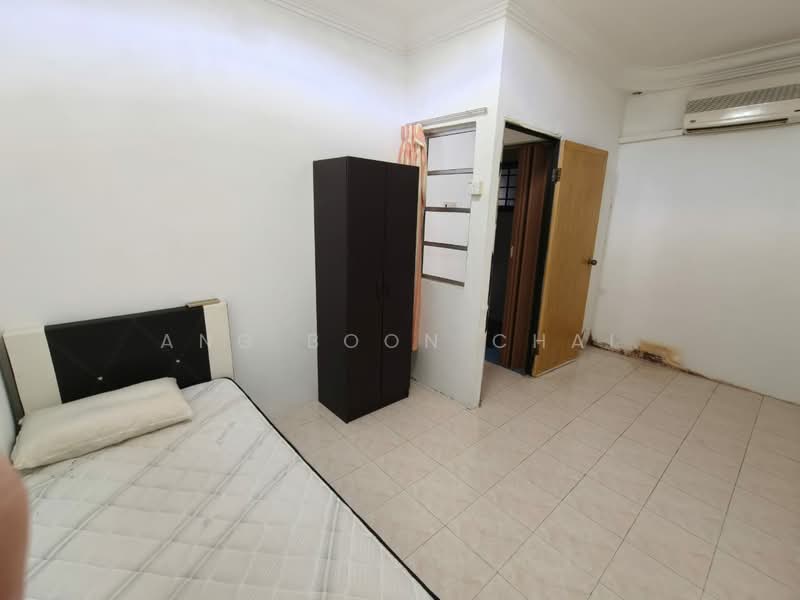 Rumah Teres 2 Tingkat untuk Disewa di Taman Putri Kulai (Kulai) - Ang Boon Chai - Bedroom - PropertyGuru.com.my