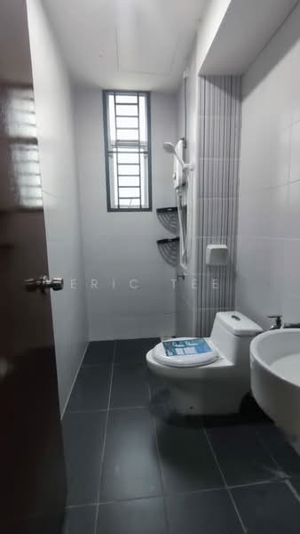 Service Residence for Rent at SuriaMas Suites - Eric Tee - Bathroom - PropertyGuru.com.my