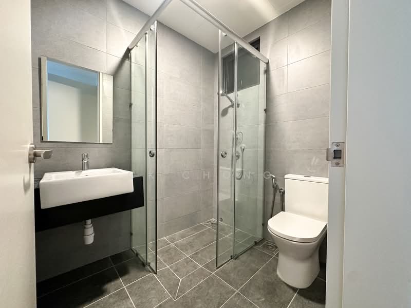 Servis Apartment untuk Disewa di Sunway Avila Residences - CK Chong - Bathroom - PropertyGuru.com.my