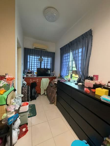 2-storey Terraced House for Sale in Taman Seri Austin (Tebrau) - Beatrice Lam - Bedroom - PropertyGuru.com.my