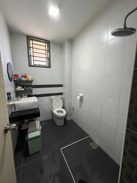 2-storey Terraced House for Sale in Taman Seri Austin (Tebrau) - Beatrice Lam - Bathroom - PropertyGuru.com.my