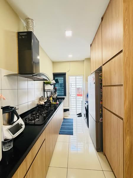 2-storey Terraced House for Sale in Bandar Rimbayu (Telok Panglima Garang) - Nur Alia Omar - Kitchen - PropertyGuru.com.my