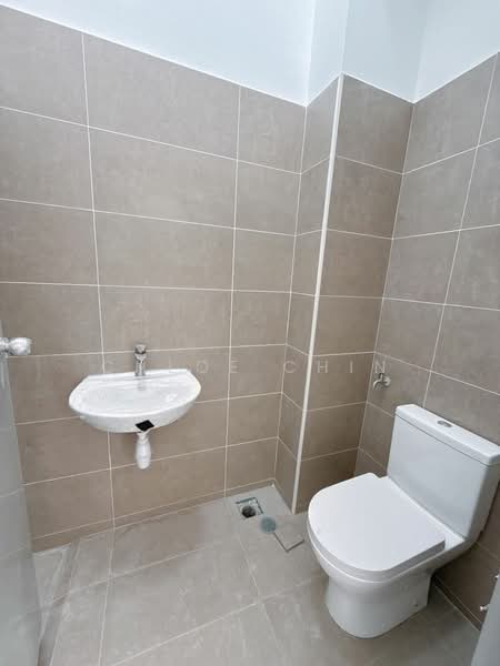 Terraced House for Rent in Taman Ponderosa (Johor Bahru) - Chloe Chin - Bathroom - PropertyGuru.com.my