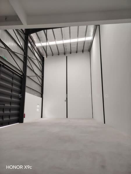 Factory for Rent in Taman Kapar Permai (Kapar) - Sephine Kang - Interior - PropertyGuru.com.my