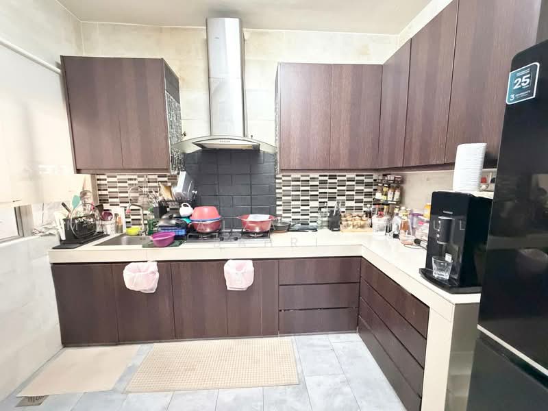 Rumah Teres 2 Tingkat untuk Dijual di Taman Subang Impian (Shah Alam) - Mohd Aizat Saiful Bahri - Kitchen - PropertyGuru.com.my