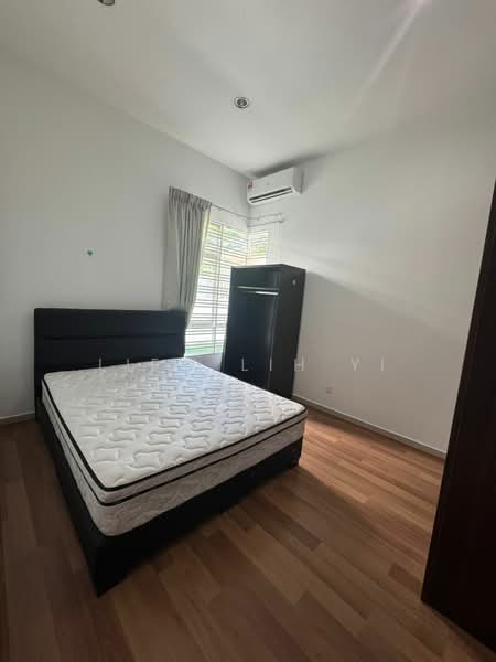 Rumah Berkembar untuk Disewa di Iskandar Puteri (Nusajaya) (Johor) - Liew Lih Yi - Bedroom - PropertyGuru.com.my
