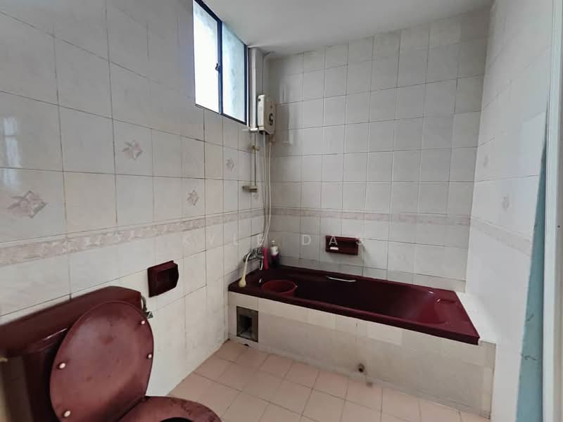 Pangsapuri untuk Dijual di Mewah View Luxurious Apartments - Kyle Das - Bathroom - PropertyGuru.com.my