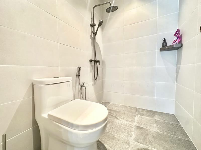 2.5-storey Terraced House for Sale in Seksyen 16 (Shah Alam) - Shahrul Hafizi - Bathroom - PropertyGuru.com.my