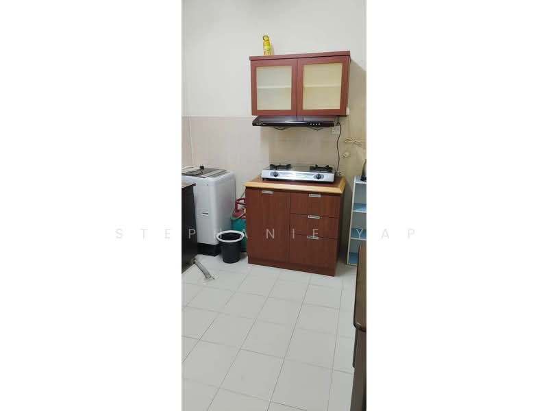 Pangsapuri untuk Disewa di Lake View Suites - Stephanie Yap - Kitchen - PropertyGuru.com.my