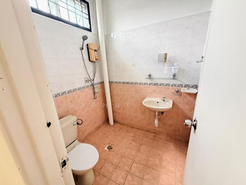 Terraced House for Rent in Taman Desa Tebrau (Tebrau) - Daphne Lee - Bathroom - PropertyGuru.com.my