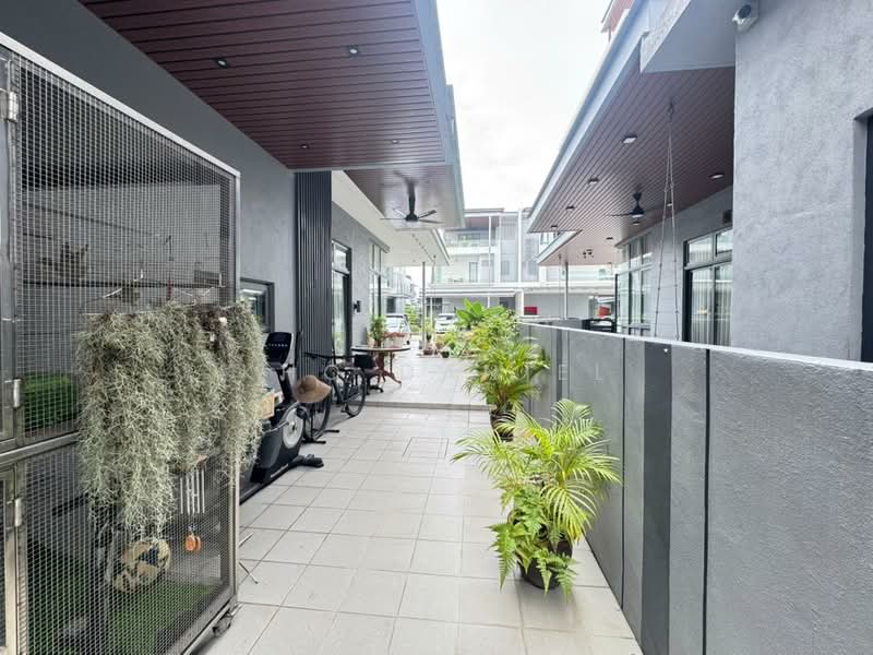 Semi-Detached House for Sale in Shah Alam (Selangor) - Kho Daniel - Exterior - PropertyGuru.com.my