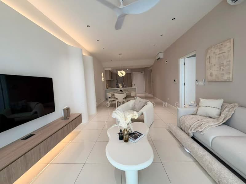 Servis Apartment untuk Dijual di Suasana Bukit Ceylon / Raja Chulan Residences - Desmond Ong - Living Room - PropertyGuru.com.my