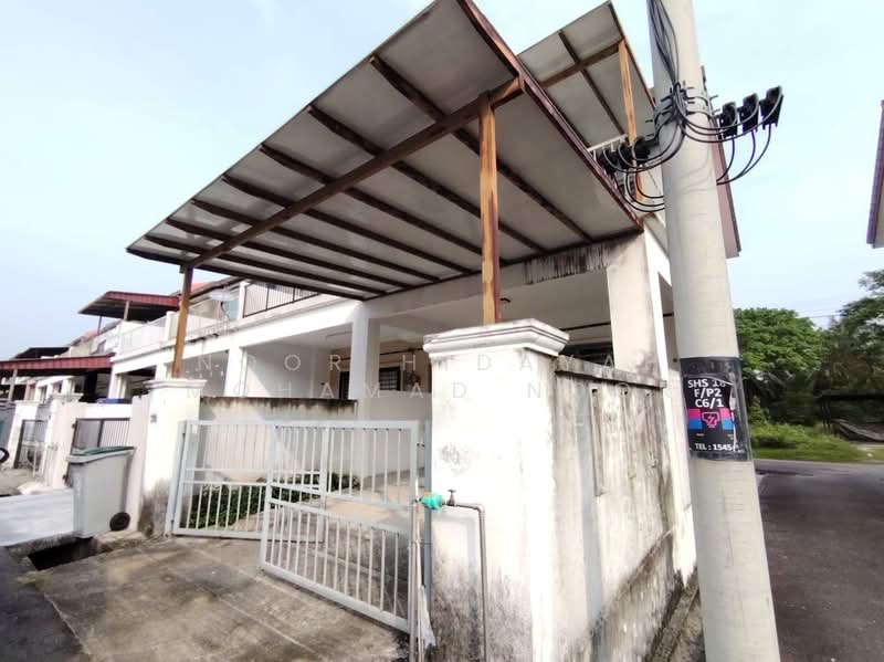 2-storey Terraced House for Sale in Bandar Springhill (Port Dickson) - Noor Hidayah Mohamad Noor - Exterior - PropertyGuru.com.my