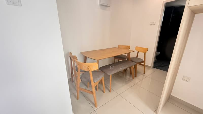 Service Residence for Rent at Midas @ Seri Alam - Tok CJ - Dining Room - PropertyGuru.com.my