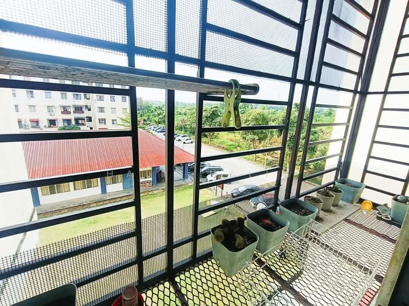 Pangsapuri untuk Dijual di Seri Ayu Apartment - Hairi Halim - PropertyGuru.com.my