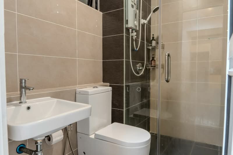 Servis Apartment untuk Dijual di D'Pristine - Kent Loi - Bathroom - PropertyGuru.com.my