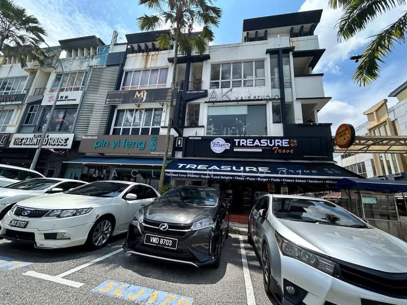 Shop for Sale in Taman Sutera Utama (Skudai) - Jaclynn Looi - PropertyGuru.com.my