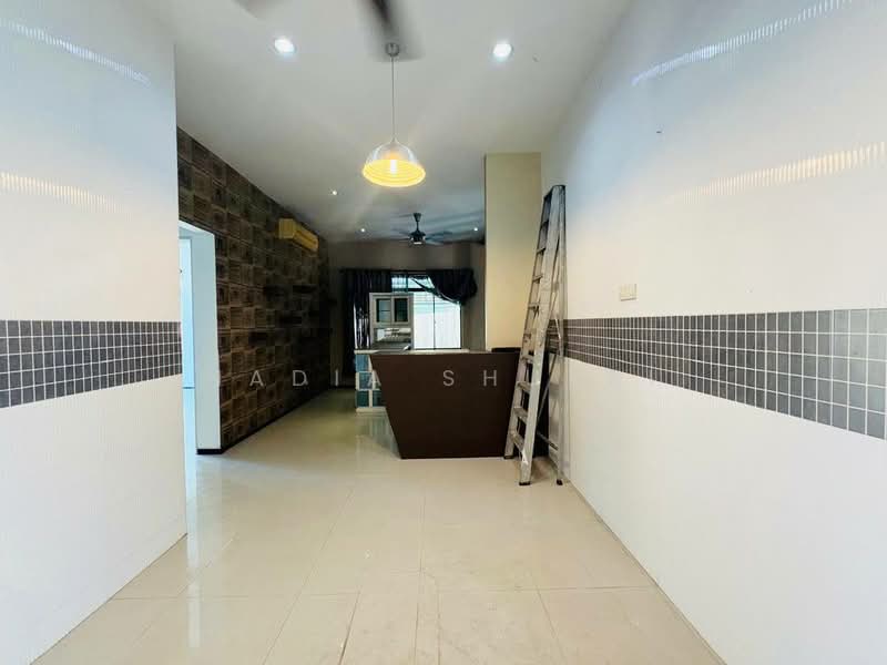 Semi-Detached House for Rent in Seksyen 13 (Shah Alam) - Nadia Shukri - Interior - PropertyGuru.com.my