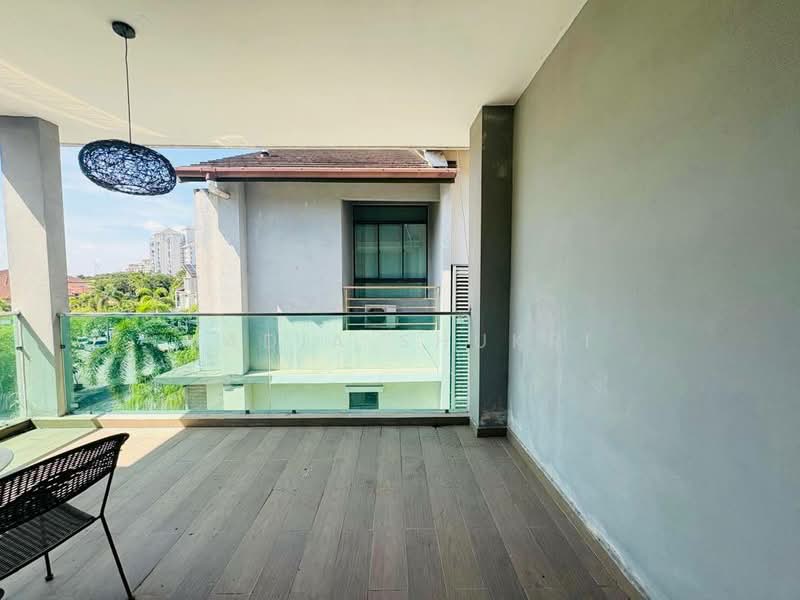 Semi-Detached House for Rent in Seksyen 13 (Shah Alam) - Nadia Shukri - Balcony - PropertyGuru.com.my