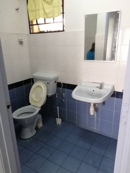 Condominium for Sale at Danau Impian - Wesley Fu - Bathroom - PropertyGuru.com.my