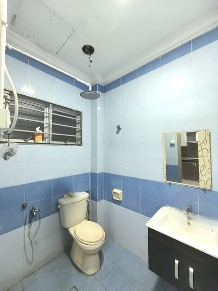 Rumah Teres 2.5 Tingkat untuk Dijual di Kampung Batu Belah (Klang) - Anddy Gan - Bathroom - PropertyGuru.com.my