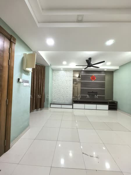 Rumah Teres 2.5 Tingkat untuk Dijual di Kampung Batu Belah (Klang) - Anddy Gan - Living Room - PropertyGuru.com.my