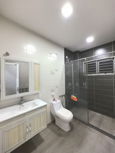 Rumah Teres 2.5 Tingkat untuk Dijual di Kampung Batu Belah (Klang) - Anddy Gan - Bathroom - PropertyGuru.com.my