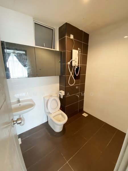 Apartment for Sale at East Bay (Seri Bayan) - Amanda Moi - PropertyGuru.com.my