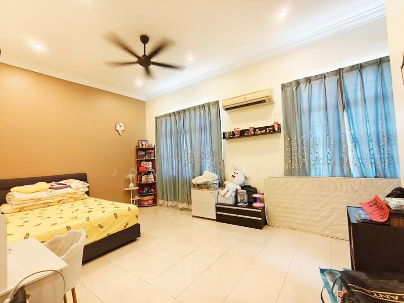Semi-Detached House for Sale in Ayer Keroh (Melaka) - Joanne Lim - PropertyGuru.com.my