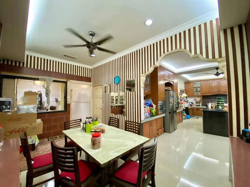 Rumah Berkembar untuk Dijual di Cheras (Selangor) - Hasliza Hassan - Kitchen - PropertyGuru.com.my