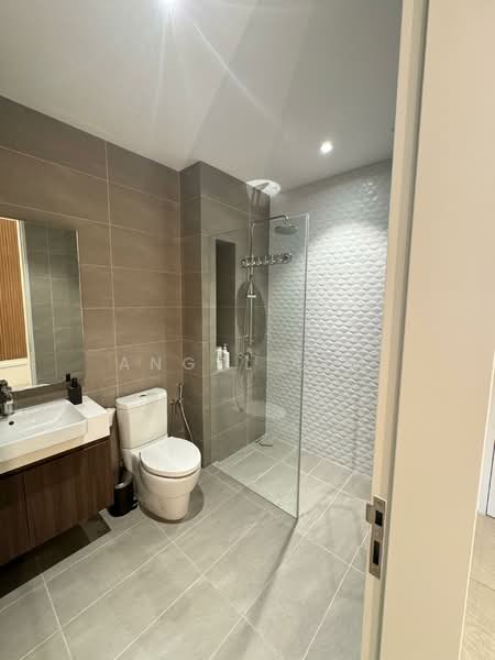 Servis Apartment untuk Disewa di Quill Residence - Angel Lim - Bathroom - PropertyGuru.com.my