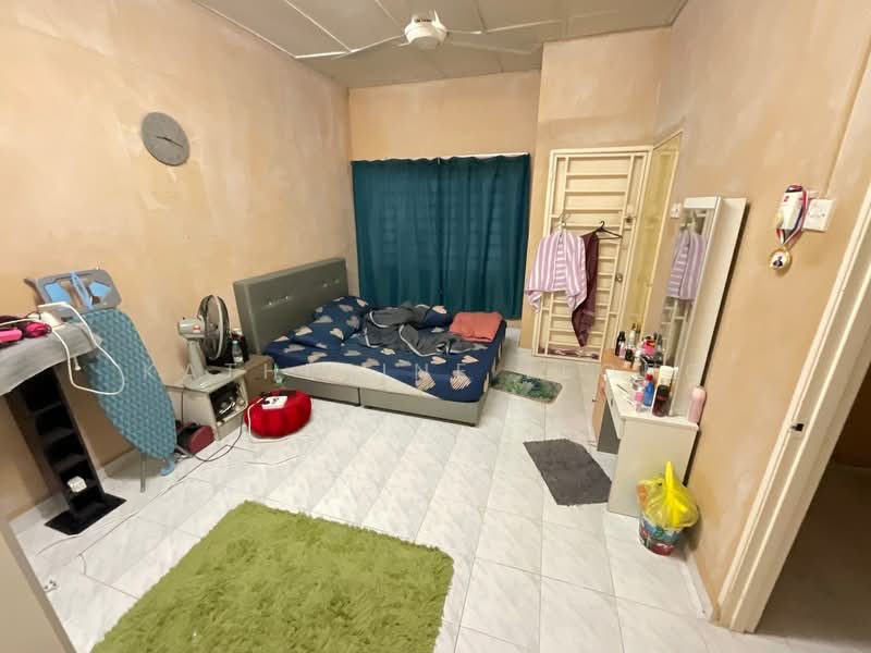 2-storey Terraced House for Sale in Bandar Baru Kundang (Rawang) - Katherine Leong - Bedroom - PropertyGuru.com.my