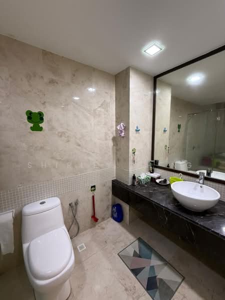 Kondominium untuk Dijual di Moonlight Bay - Shirley Ch'ng - Bathroom - PropertyGuru.com.my