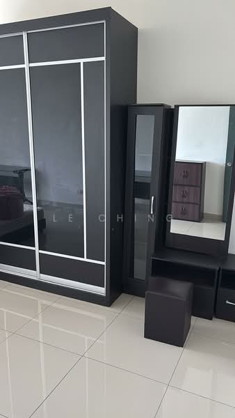 Servis Apartment untuk Disewa di D'Ambience Residences (Pangsapuri Ikatan Flora) - Le Ching . - Bedroom - PropertyGuru.com.my