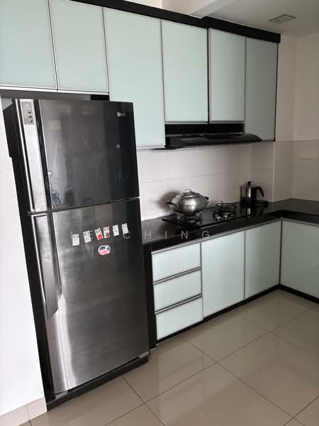 Servis Apartment untuk Disewa di D'Ambience Residences (Pangsapuri Ikatan Flora) - Le Ching . - Kitchen - PropertyGuru.com.my