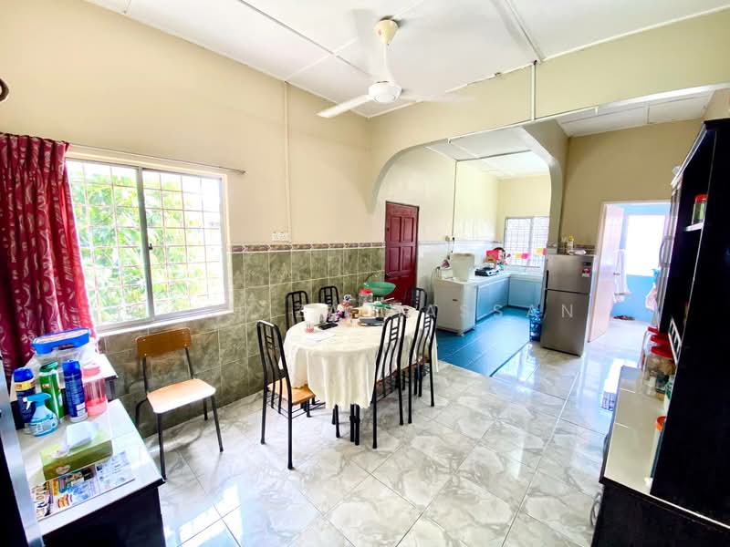 Rumah Teres 1 Tingkat untuk Dijual di Kajang (Selangor) - Hasliza Hassan - Kitchen - PropertyGuru.com.my