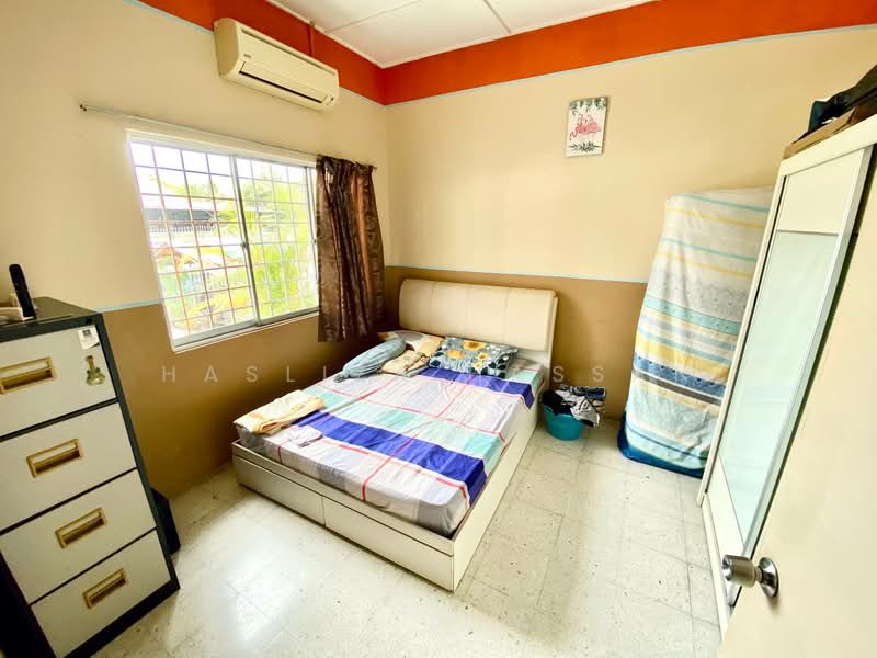 Rumah Teres 1 Tingkat untuk Dijual di Kajang (Selangor) - Hasliza Hassan - Bedroom - PropertyGuru.com.my