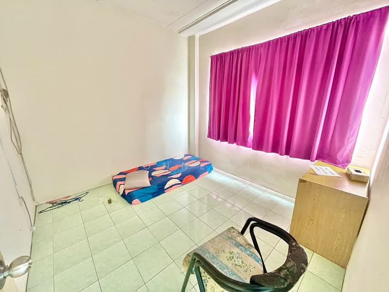 Pangsapuri untuk Dijual di Taman Ehsan Jaya - Yvonne Lim - Bedroom - PropertyGuru.com.my