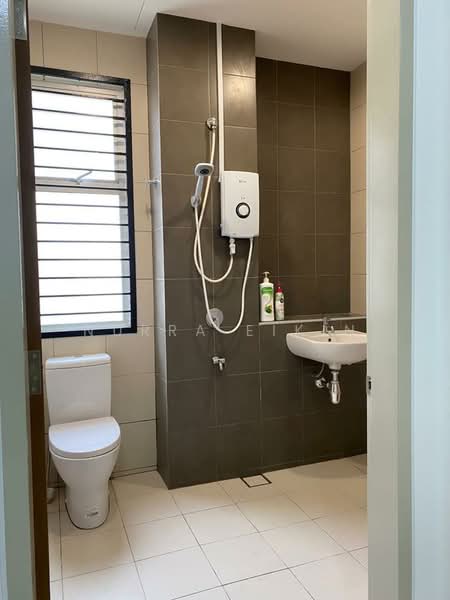 Terraced House for Rent in Sepang (Selangor) - Nurra Eikin - Bathroom - PropertyGuru.com.my